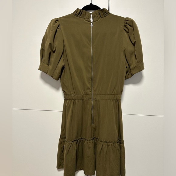 ALICE + OLIVIA Vida Puff Sleeve Dress (Olive / size US 6) - Picture 3 of 8